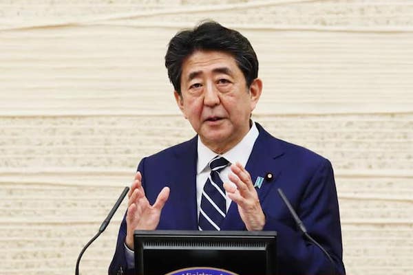 首相官邸臉書照片