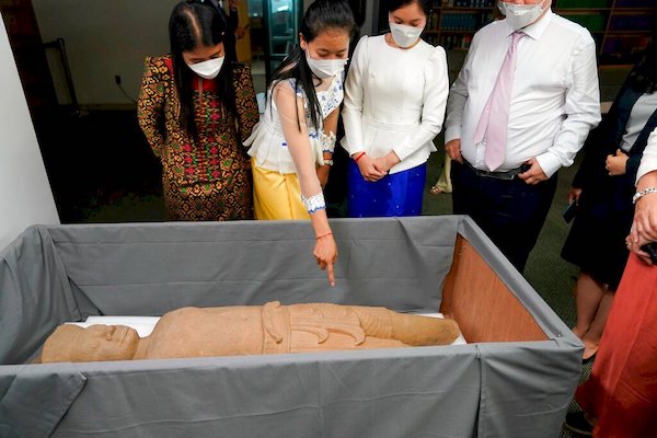 美國駐柬埔寨大使館臉書