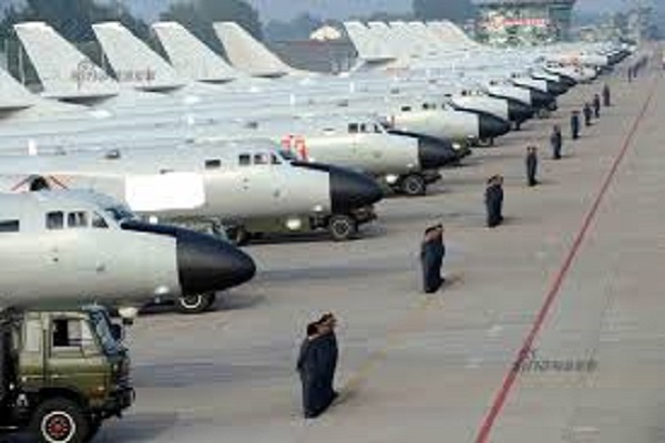 中國空軍最新型轟炸機轟-6K/網路圖片