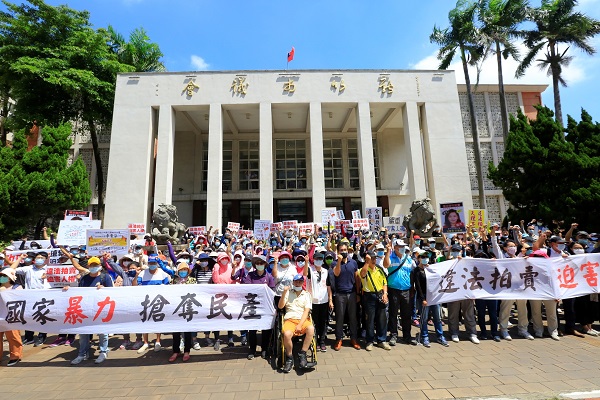 各界聲援人士至新竹市議會等地召開記者會，齊聲譴責國家暴力。