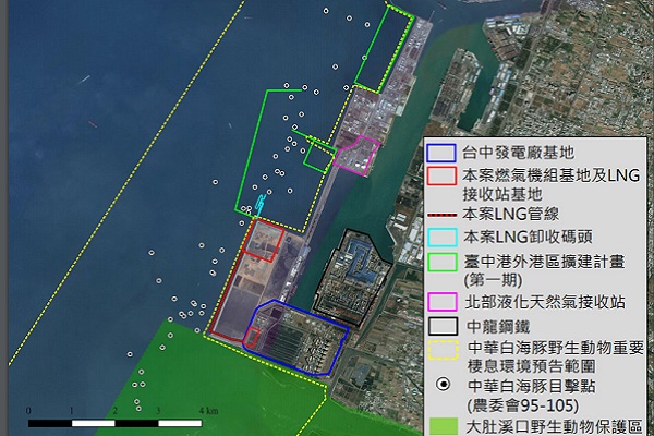 台中港周邊多計畫進行中,恐衝擊白海豚生態。環保署提供。