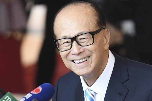 李嘉誠臉書粉絲頁照片