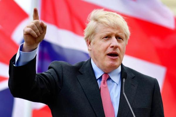 英首相強生臉書照片