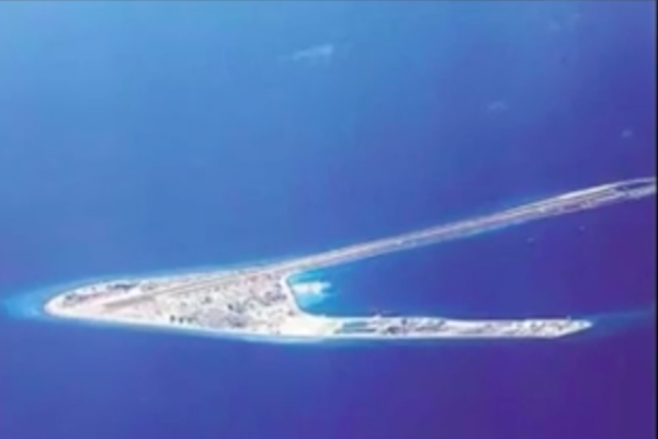菲國在南海中業島填海造陸/網路截圖