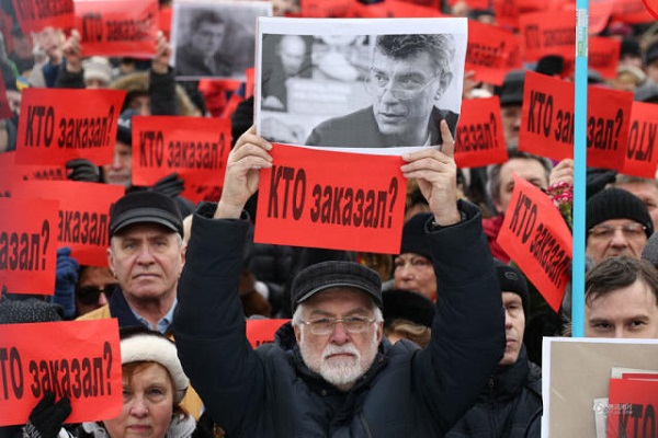 紀念反對派領袖Boris Nemtsov 俄萬人上街/網路相片