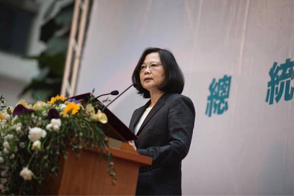 蔡英文滿意度40.8%/圖擷取自臉書