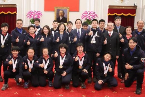 蔡總統接見冬季特奧代表團--擷取自教育部體育署