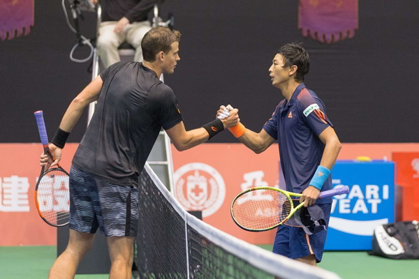 盧彥勳(右)晉級決賽--盧彥勳臉書提供