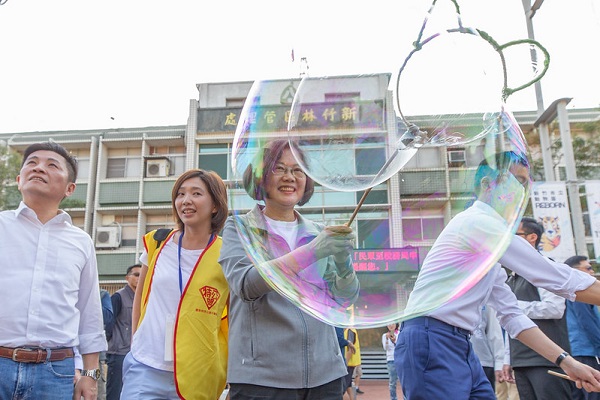 圖片引自總統府網站