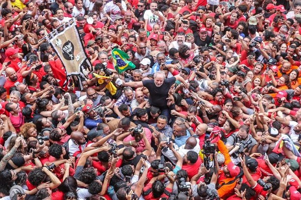 圖擷取自魯拉(Luiz Inacio Lula da Silva)臉書