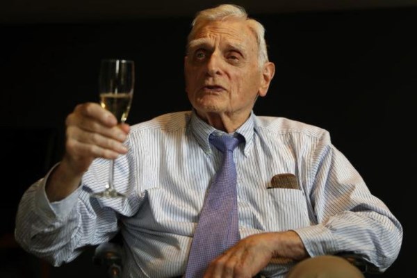 「鋰電池之父」古德諾。(圖片擷取自網路)