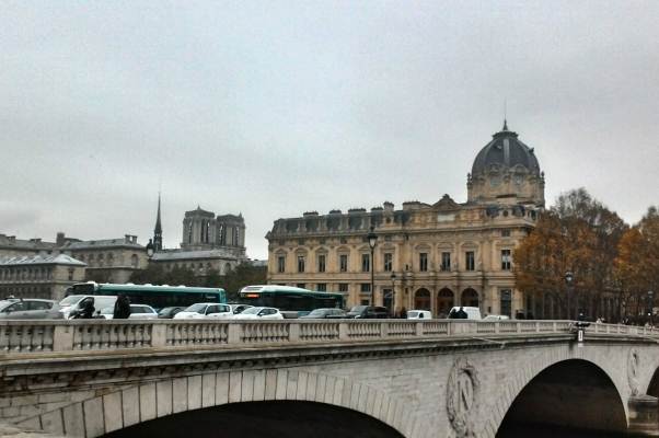 巴黎近年因汽車排放物空氣品質下降