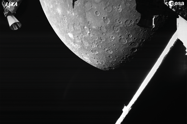 水星探測「貝皮可倫坡」號傳回了第一批水星影像。(圖片擷取自歐洲太空總署網站)
