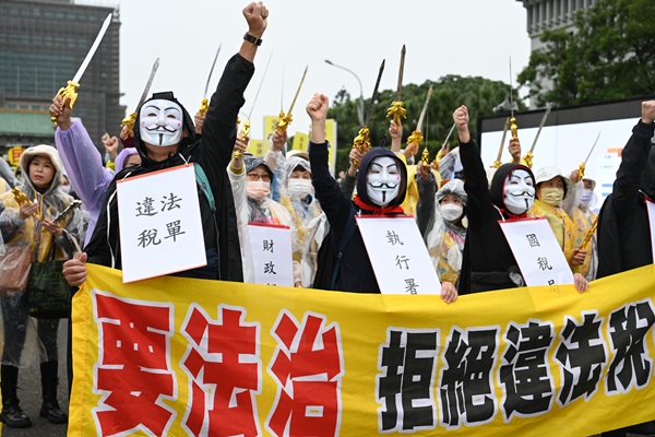 「全民捲鋪蓋 流浪到凱道」引起國際關注。