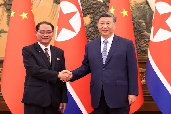 中國國家主席習近平與北韓總理樸太鬆會面/網路圖片