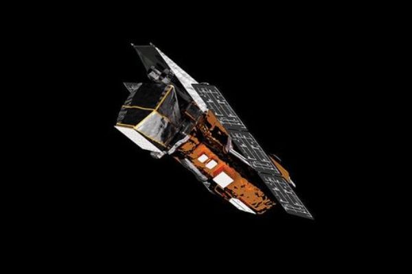 NASA分析師和工程師一直在密切關注正在下沉的「雨燕天文台」。(圖片擷取自NASA網站)